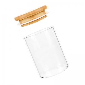 jarra de vidro com tampa de bambu
